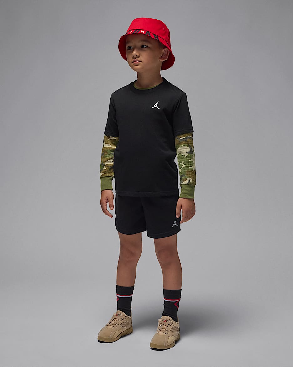 ウェア NIKE JORDAN ESS GFX KNIT SHORT PANTS NIKE JORDAN ESS GFX KNIT SHORT PANTS 【公式通販】